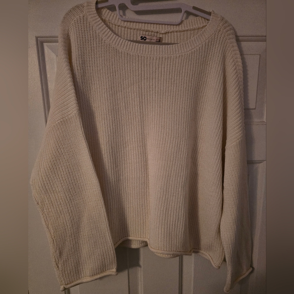 SO Junior's Cream Crew Neck Sweater